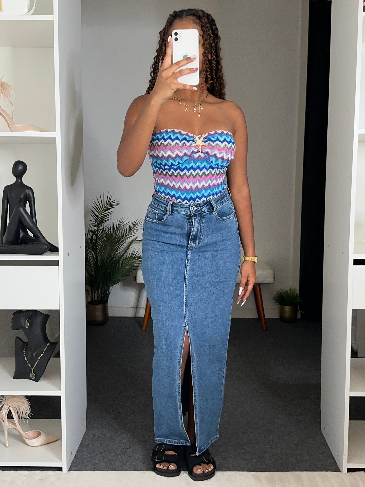 Jupe Longue en Jean – Coupe Droite & Fente Frontale